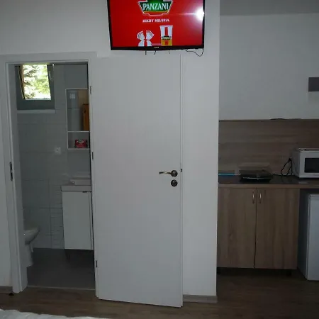 Studia Anton, Podhajska Alloggio in famiglia *